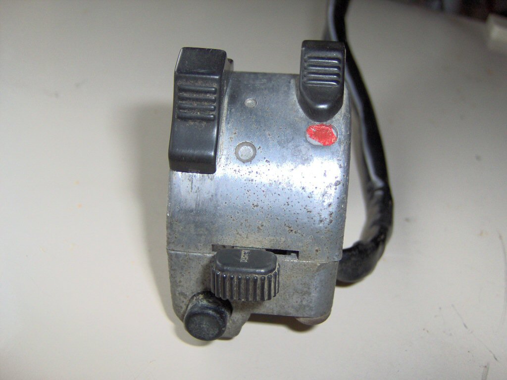 Kawasaki handlebar switch 004.