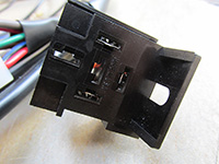 Socket to accept the turn signal flasher.
