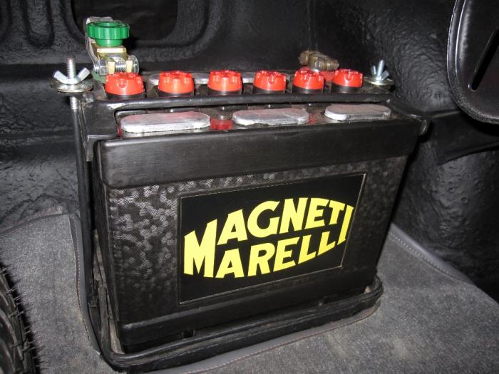 A 22NL battery manufactured by Magneti Marelli.