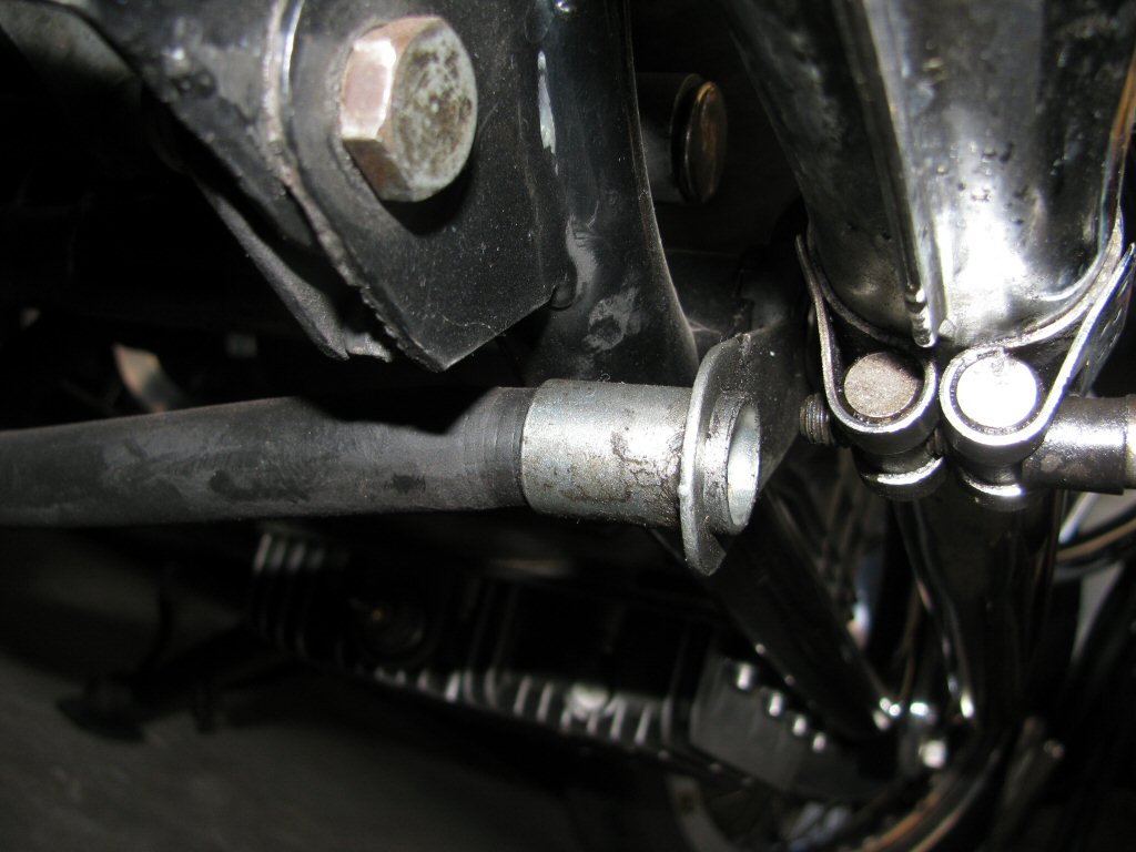 Original cross-frame clamp in place.