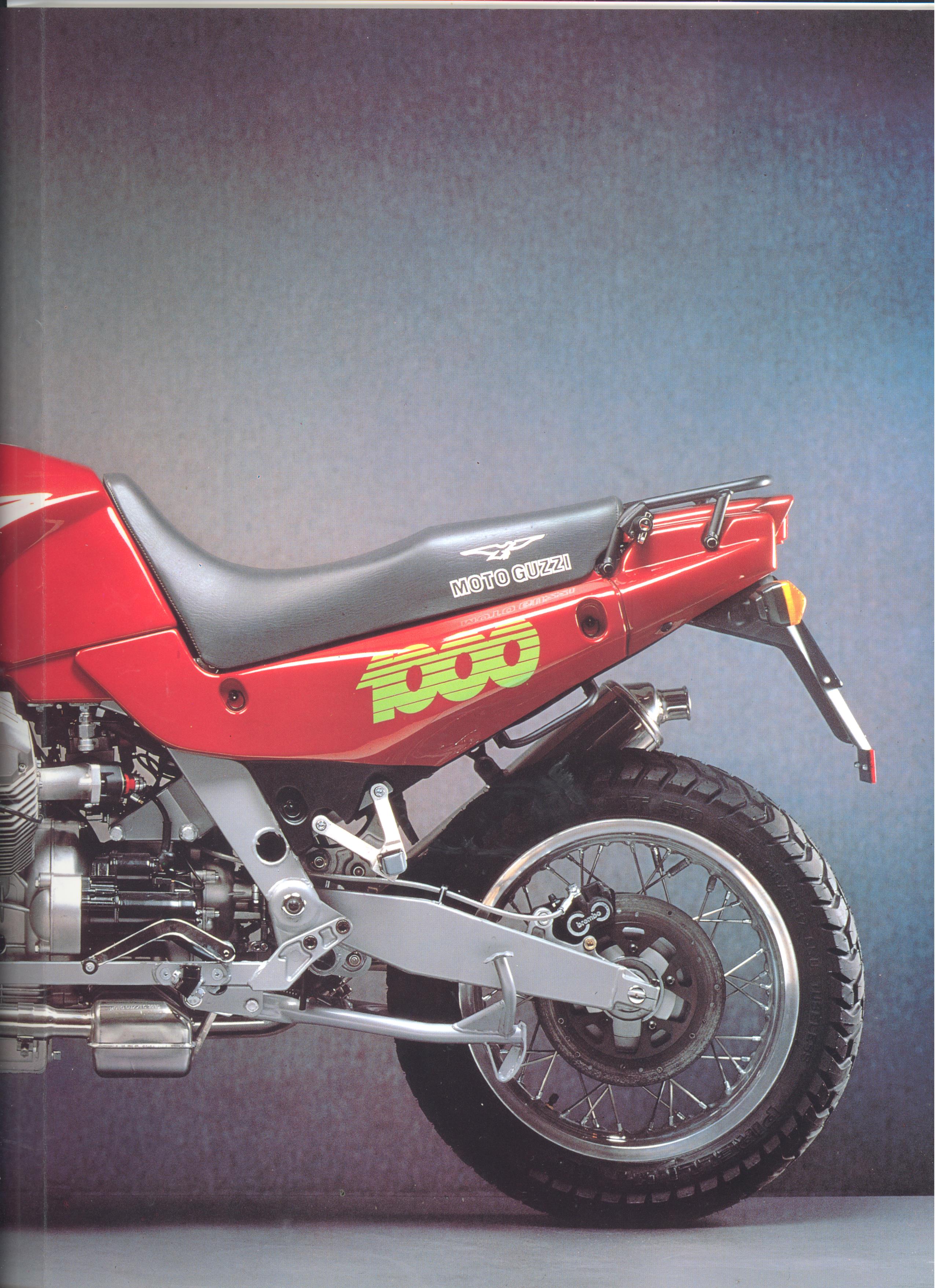 Moto Guzzi factory brochure: Quota 1000