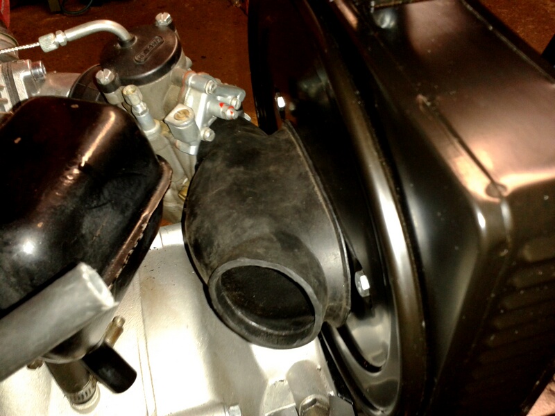 Dellorto PHF 30 carburetor fitment on a Moto Guzzi Ambassador.