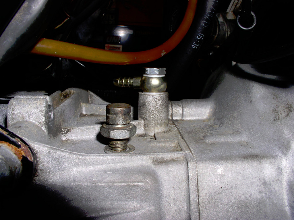Transmission breather as fit to Moto Guzzi small block models.
