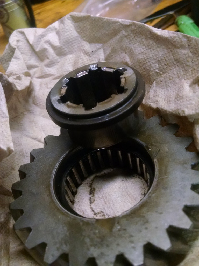Main shaft separation in 5 speed transmissions; applicable to Moto Guzzi 850 GT, 850 GT California, Eldorado, 850 California Police models and similar models.